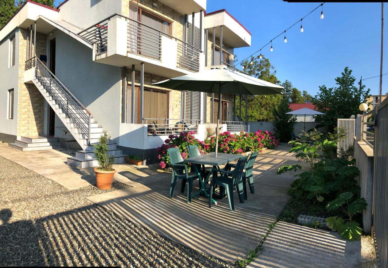 Apollo Plus Cottages 우레키 외부 사진